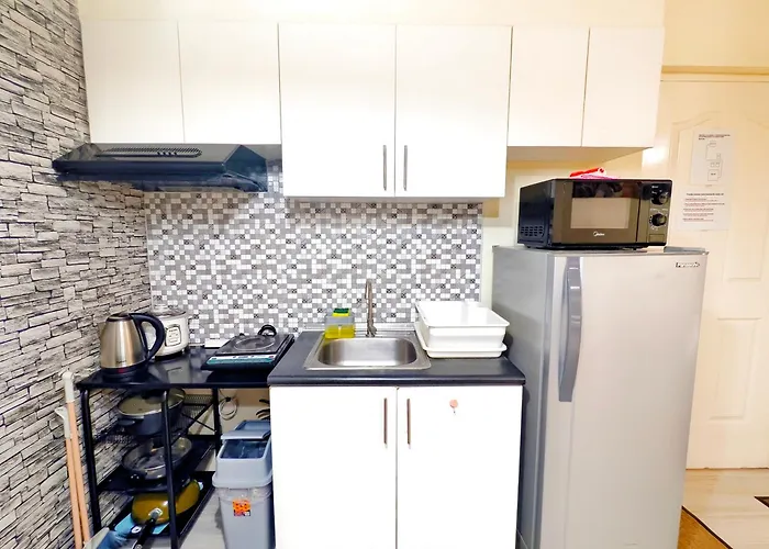 2412t2 Avida Towers It Park 1br Unit Queen Bed Apartment